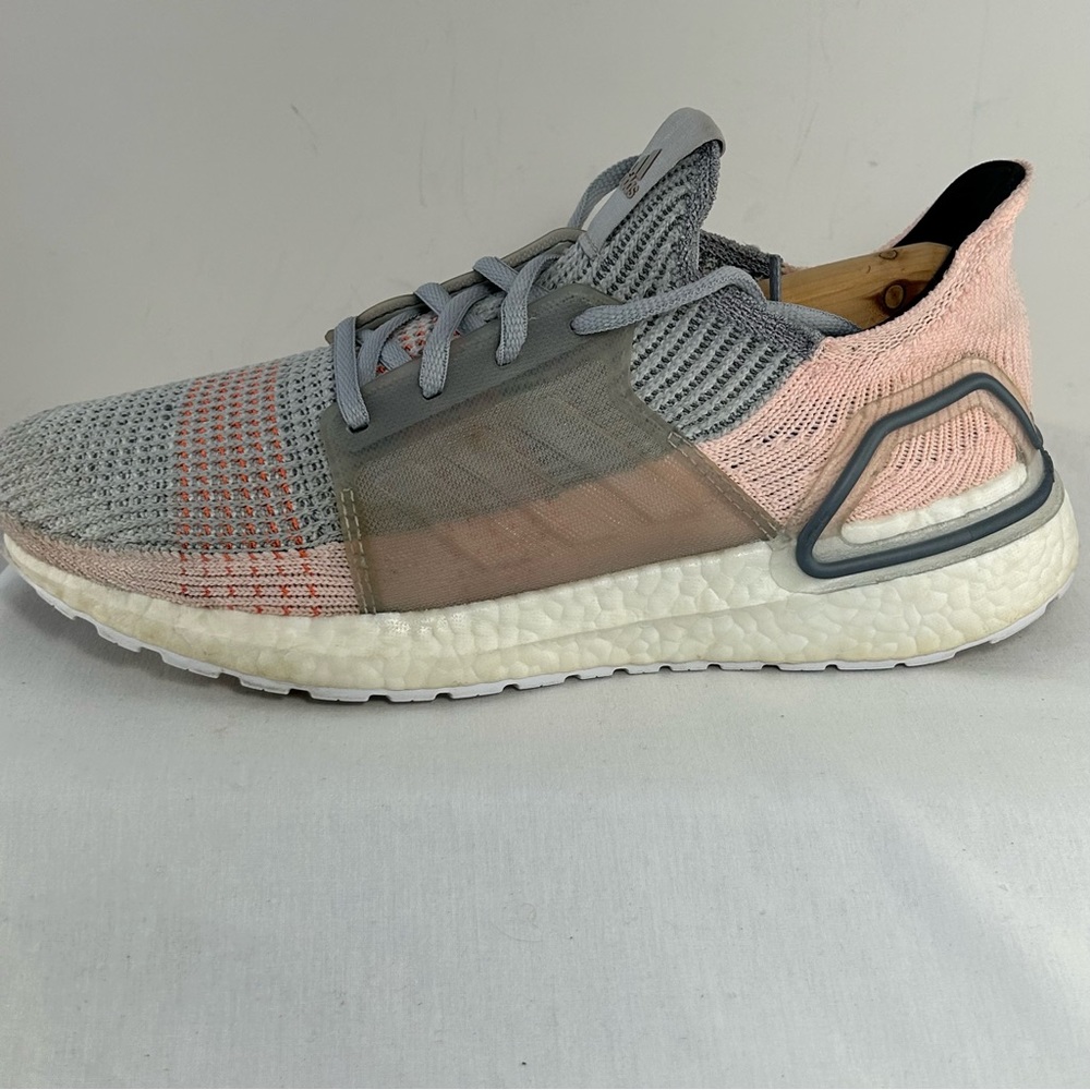 ADIDAS WOMEN’S ULTRA BOOST RUNNING SHOES SNEAKERS SIZE 8 GRAY PINK YYJ6004